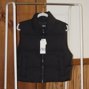 NWT Zara Short Puffer Vest